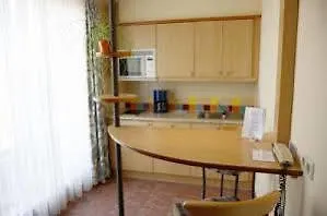 Готель Suite Hotel Leipzig